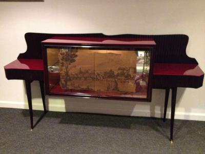 Osvaldo Borsani Osvaldo Borsani Italian Sideboard Circa 1950