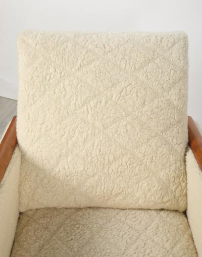 Osvaldo Borsani Osvaldo Borsani Pair of Sheepskin and Oak Lounge Chairs circa 1945