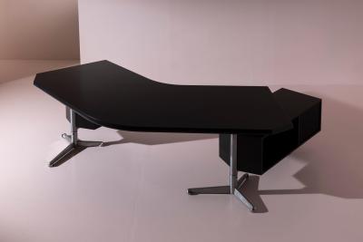 Osvaldo Borsani Osvaldo Borsani T96 Executive Desk for Tecno Italy 1956