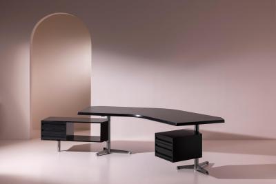 Osvaldo Borsani Osvaldo Borsani T96 Executive Desk for Tecno Italy 1956