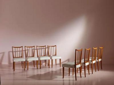 Osvaldo Borsani Osvaldo Borsani eight beechwood dining chairs Arredamenti Borsani Varedo 1940s