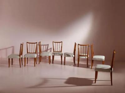Osvaldo Borsani Osvaldo Borsani eight beechwood dining chairs Arredamenti Borsani Varedo 1940s