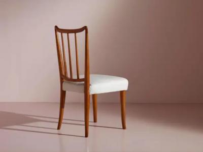 Osvaldo Borsani Osvaldo Borsani eight beechwood dining chairs Arredamenti Borsani Varedo 1940s