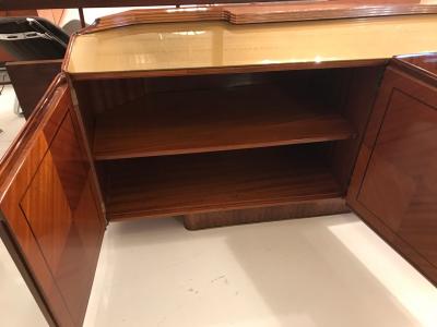 Osvaldo Borsani Osvaldo Borsani fine cabinet