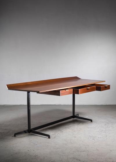 Osvaldo Borsani Osvaldo Borsani first edition T90 desk