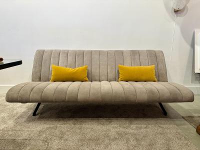 Osvaldo Borsani Osvaldo Borsani for Tecno D70 Sofa in Gray Suede Leather