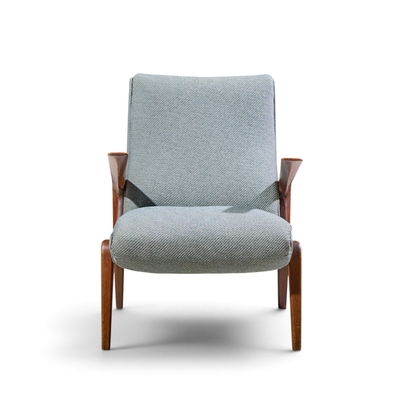 Osvaldo Borsani Osvaldo Borsani for Tecno PK71 Mid Century Italian Walnut Lounge Chairs Pair