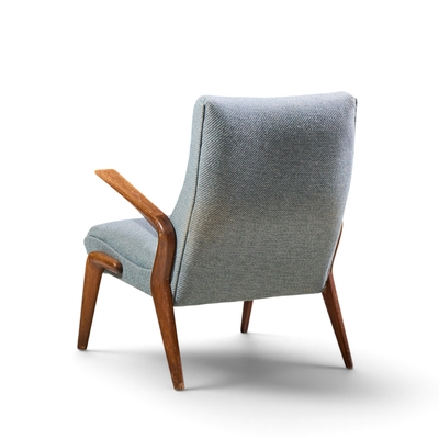 Osvaldo Borsani Osvaldo Borsani for Tecno PK71 Mid Century Italian Walnut Lounge Chairs Pair