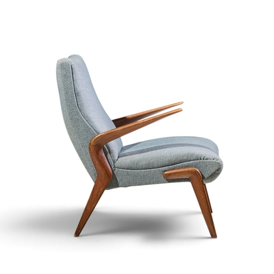 Osvaldo Borsani Osvaldo Borsani for Tecno PK71 Mid Century Italian Walnut Lounge Chairs Pair