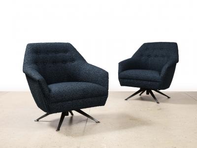 Osvaldo Borsani Rare Pair of Swivel Lounge Chairs by Osvaldo Borsani for ABV