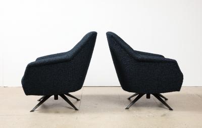 Osvaldo Borsani Rare Pair of Swivel Lounge Chairs by Osvaldo Borsani for ABV
