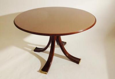 Osvaldo Borsani Rare and Important Center Table in Cherry and Glass by Osvaldo Borsani