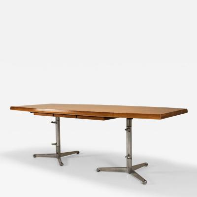 Osvaldo Borsani Tecno Executive Desk in Walnut and Cast Aluminum by Osvaldo Borsani Italy 1950s