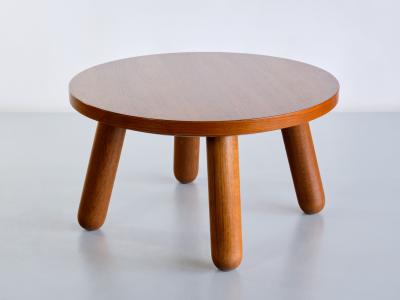 Otto Faerge Otto F rge Round Coffee Table in Oak Denmark 1940s