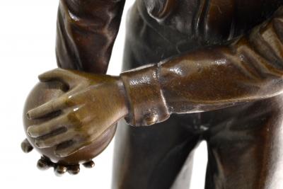 Otto Schmidt Hofer SCHMIDT HOFER 1873 1925 BERLIN GERMANY BRONZE FIGURE OF A BOWLER ART DECO 