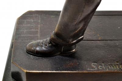 Otto Schmidt Hofer SCHMIDT HOFER 1873 1925 BERLIN GERMANY BRONZE FIGURE OF A BOWLER ART DECO 