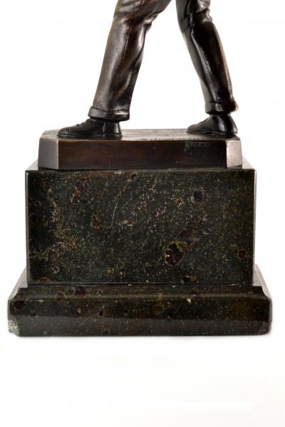 Otto Schmidt Hofer SCHMIDT HOFER 1873 1925 BERLIN GERMANY BRONZE FIGURE OF A BOWLER ART DECO 