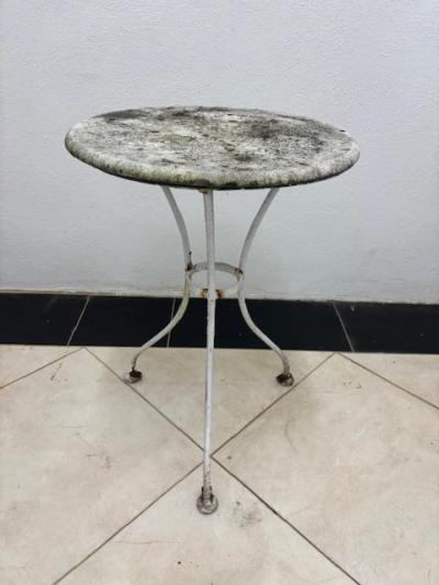 Outdoor French style marble top painted iron 3 legged caf table