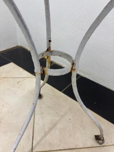 Outdoor French style marble top painted iron 3 legged caf table