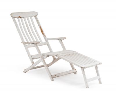 Outdoor White Folding Deck Chairs