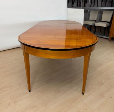 Oval Biedermeier Expandable Table Cherry Wood South Germany circa 1880