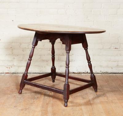Oval Tavern Table with Tiger Maple Top