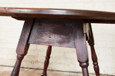 Oval Tavern Table with Tiger Maple Top
