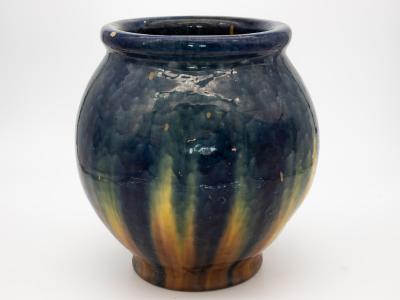 Oversized ceramic vase with Blue Cream glaze