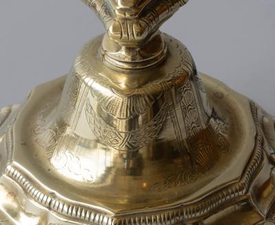 PAIR OF 18TH CENTURY BRONZE CANDLESTICKS