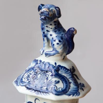 PAIR OF 18TH CENTURY DELFT BALUSTER VASES WITH LIDS