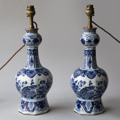 PAIR OF 18TH CENTURY OCTAGONAL DUTCH DELFT BLUE AND WHITE WAISTED BOTTLE VASES 