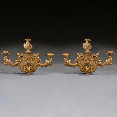 PAIR OF 18TH CENTURY VENETIAN GILTWOOD WALL SCONCES
