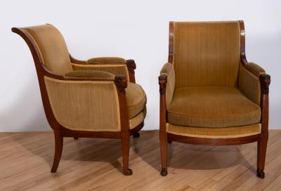 PAIR OF DIRECTOIRE BLONDE MAHOGANY BERG RES FRANCE CIRCA 1795