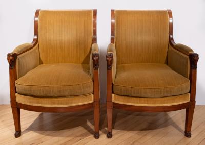 PAIR OF DIRECTOIRE BLONDE MAHOGANY BERG RES FRANCE CIRCA 1795