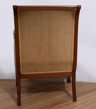 PAIR OF DIRECTOIRE BLONDE MAHOGANY BERG RES FRANCE CIRCA 1795