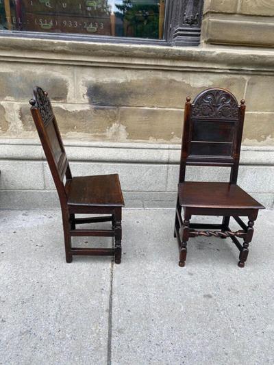 PAIR OF ENGLISH 17TH CENTURY PERIOD OAK HALL CHAIRS