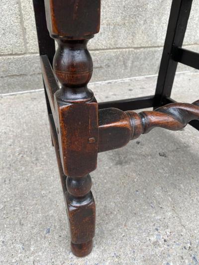 PAIR OF ENGLISH 17TH CENTURY PERIOD OAK HALL CHAIRS