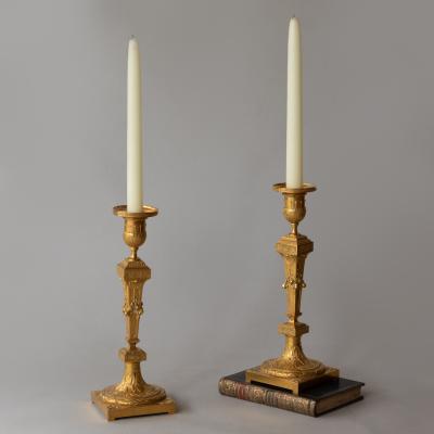 PAIR OF FINE QUALITY 19TH CENTURY GILT BRONZE CANDLESTICKS