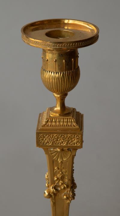 PAIR OF FINE QUALITY 19TH CENTURY GILT BRONZE CANDLESTICKS