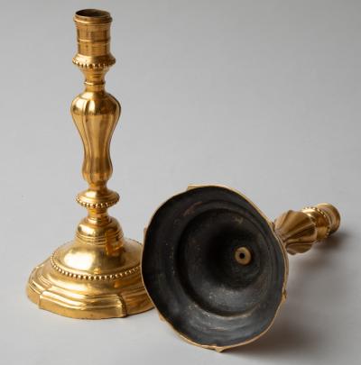 PAIR OF GILT BRONZE 18TH CENTURY LOUIS XV CANDLESTICKS