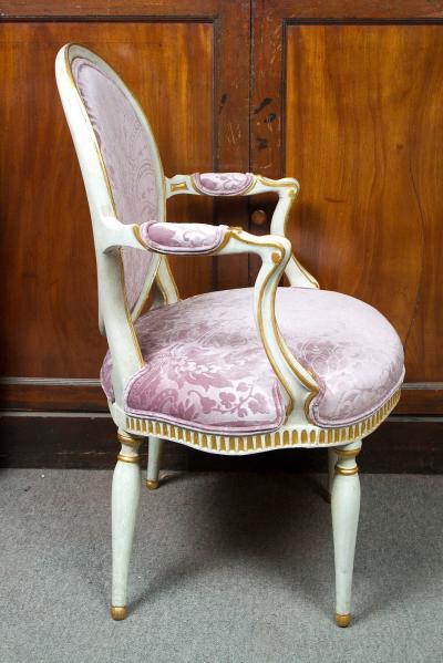 PAIR OF ITALIAN NEOCLASSICAL CHAIRS