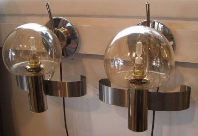 PAIR OF MID CENTURY MODERN ITALIAN GLASS AND METAL WALL LIGHTS