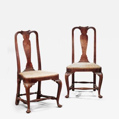 PAIR OF QUEEN ANNE COMPASS SEAT SIDE CHAIRS