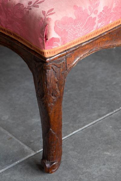 PAIR OF R GENCE PERIOD CARVED BEECH FAUTEUILS OR ARMCHAIRS