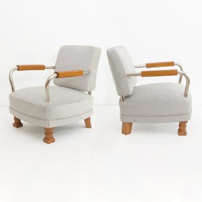 PAIR OF SCANDINAVIAN MODERN CHROME AND ELM ARMCHAIRS
