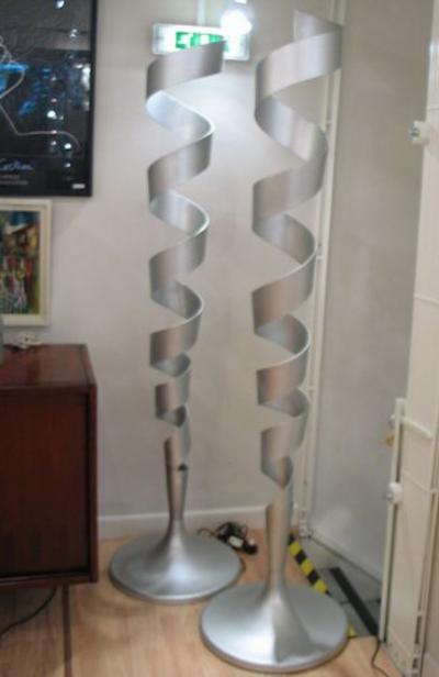 PAIR OF SPIRAL MODERNIST FLOOR LAMPS