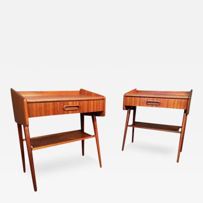 PAIR OF VINTAGE DANISH MID CENTURY MODERN MAHOGANY NIGHTSTANDS