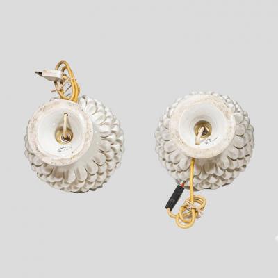 PAIR OF VINTAGE PINE CONE SHAPE WHITE CERAMIC TABLE LAMPS