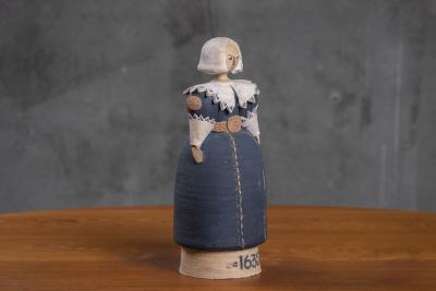 PAMELA WEIR QUITON PAMELA WEIR QUITON CERAMIC DOLL 1635