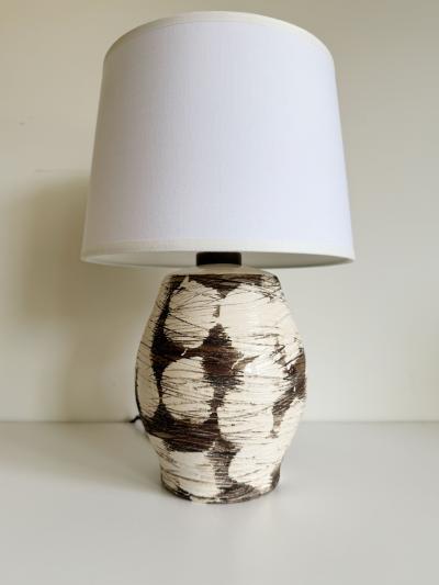 PETITE BROWN WHITE CERAMIC LAMP